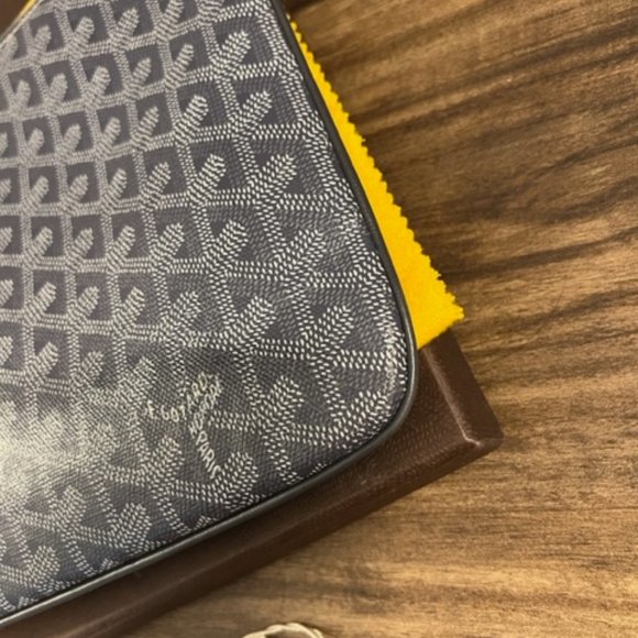 Goyard Monogram Logo Grey Senat MM Pouch Clutch - Picture 4 of 12